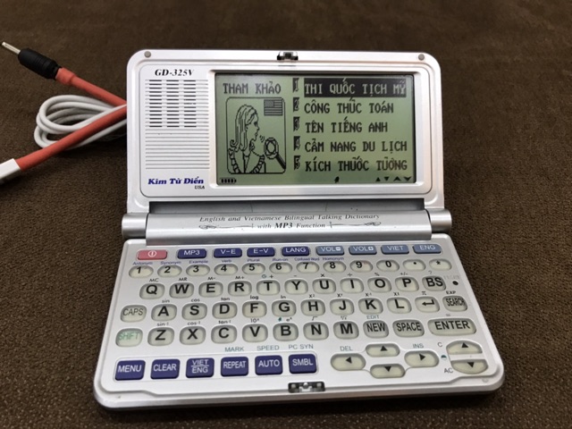 Kim từ điển Anh Việt GD325V đang sd tốt