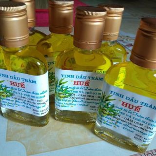 2 chai dầu tràm Huế