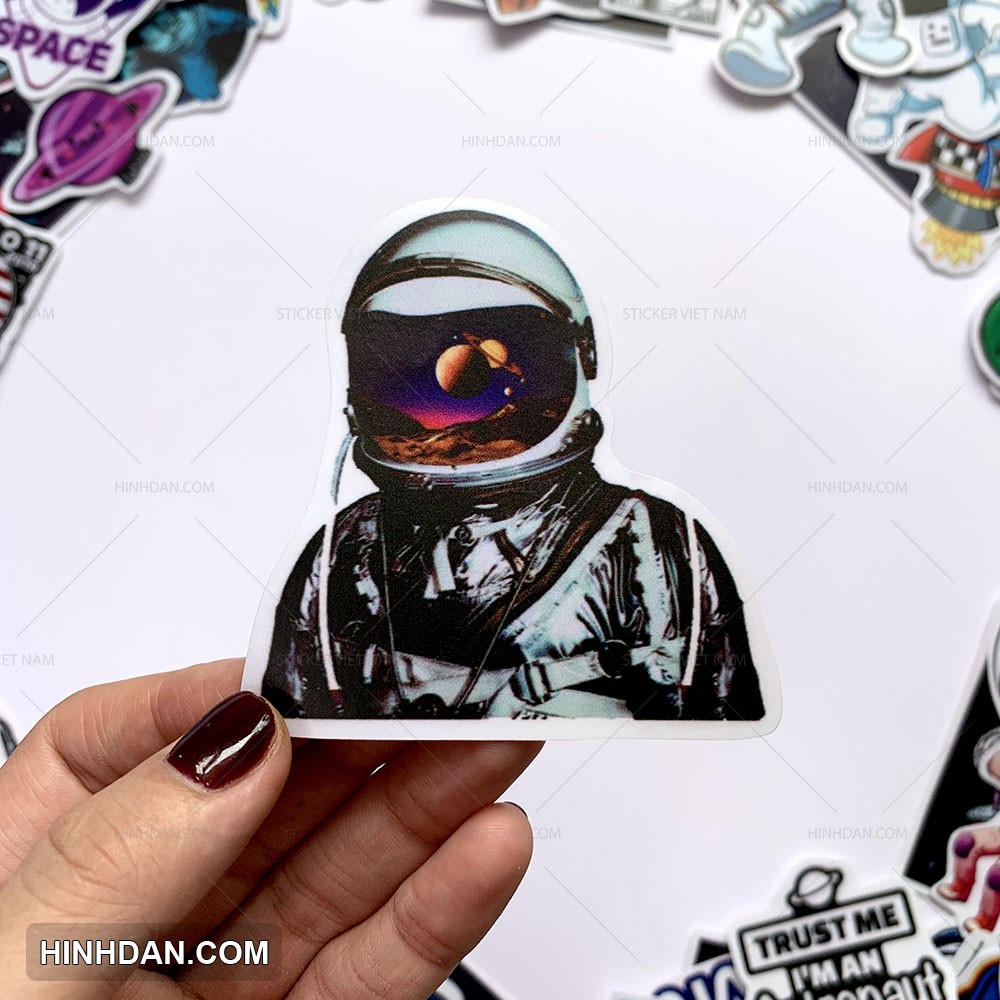 Sticker Phi Hành Gia - Astronaut SPACE chống nước dán nón bảo hiểm, laptop, guitar, xe