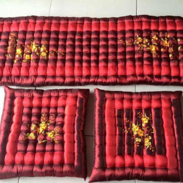 Thảm ghế vuông