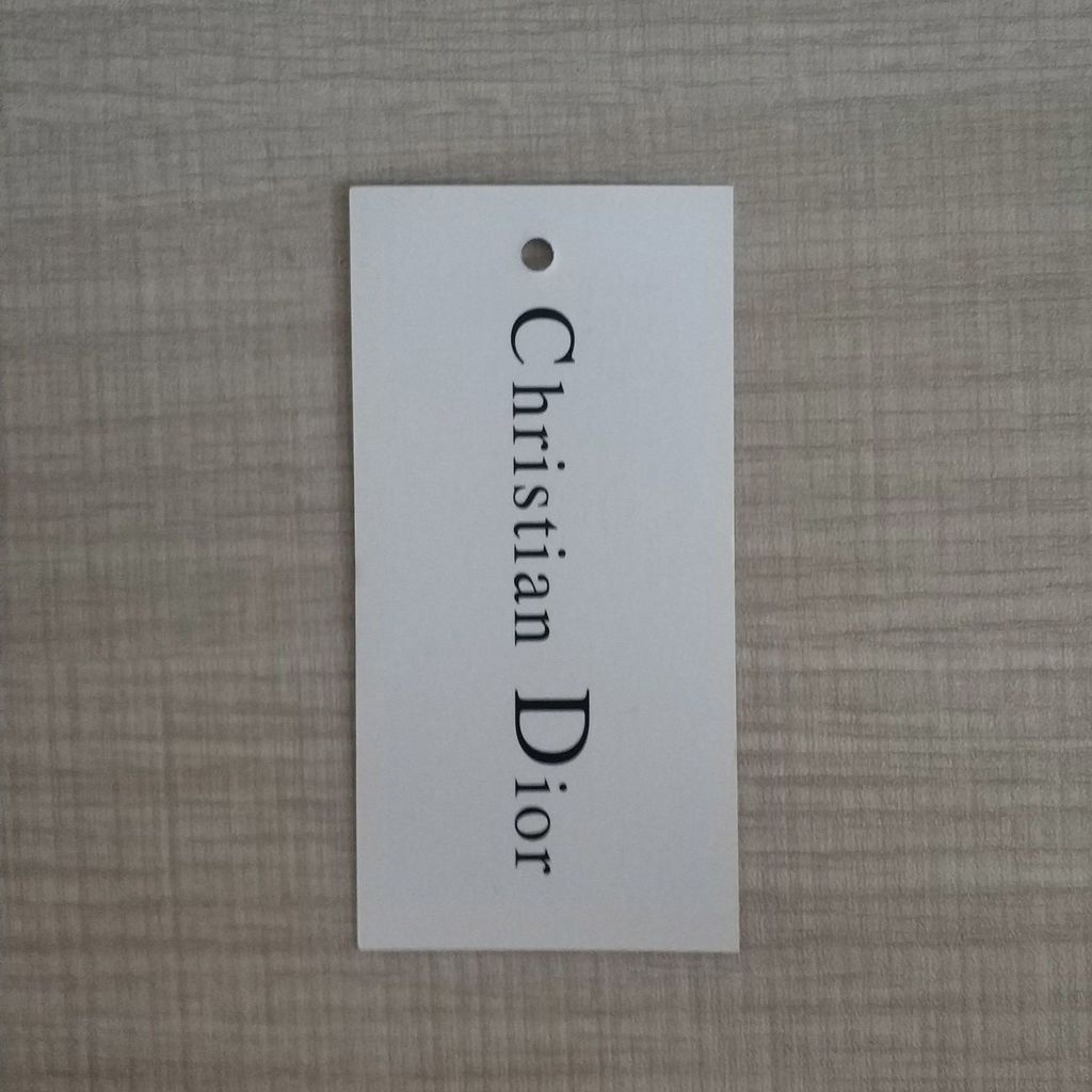 Nhãn Dán Quần Áo Hình Logo Thương Hiệu Đẹp Mắt Tiện Dụng