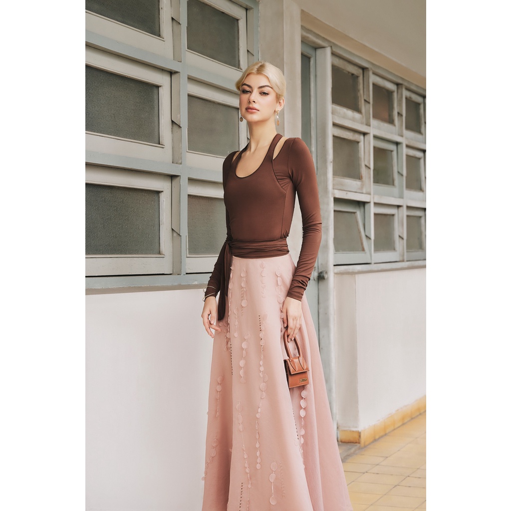 MAVEN - Bodysuit nâu khoét vai tay dài Heize