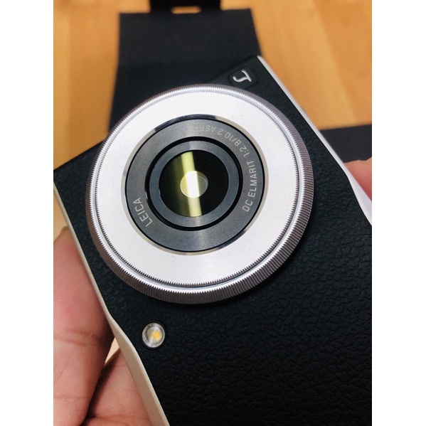 Lumix CM1 ông hoàng camphone