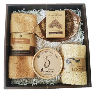 Quà tặng sinh nhật Ecolife (khăn tre, kệ gáo dừa, kén tằm, bông tắm)