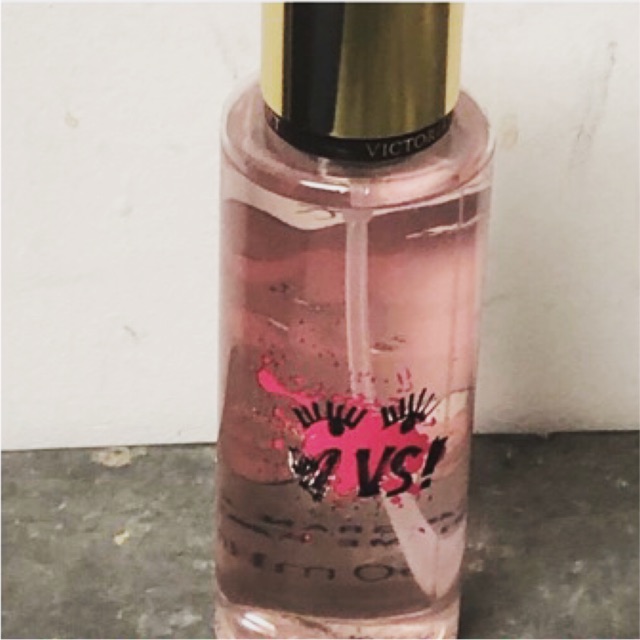 [𝗦𝗔𝗟𝗘]..::✨Xịt Body Mist Dưỡng Thể Victoria’s Secret &quot;Punk Bloom&quot; / Chuẩn Auth✨::..