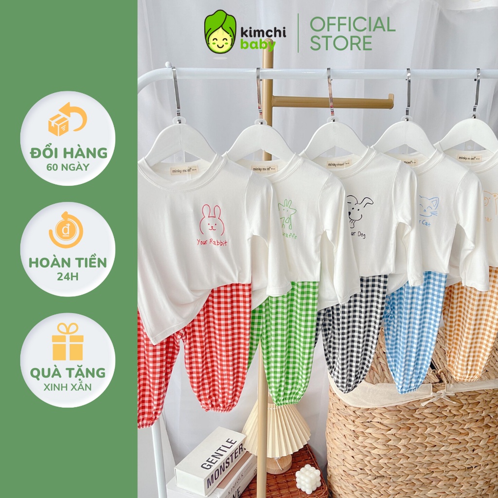 Bộ Dài Tay Cho Bé Trai, Bé Gái Vải Thun Lạnh Minky Mom In Ngực Quần Caro, Đồ Bộ Mặc Nhà Cho Bé Thu Đông MKMTD2214