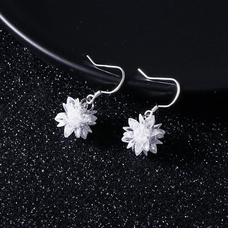Bông tai bạc nữ dạng móc đá pha lê tuyết DaLiA Jewelry khuyên tai bạc chùm hoa xinh