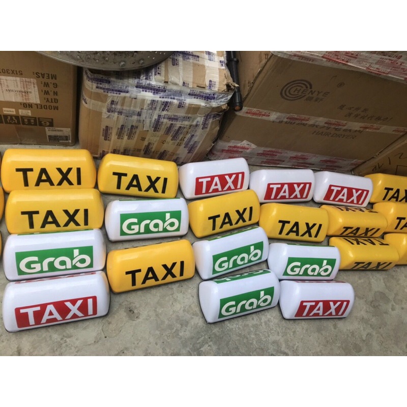 ĐÈN MÀO TAXI GRAP SẠC ĐIỆN