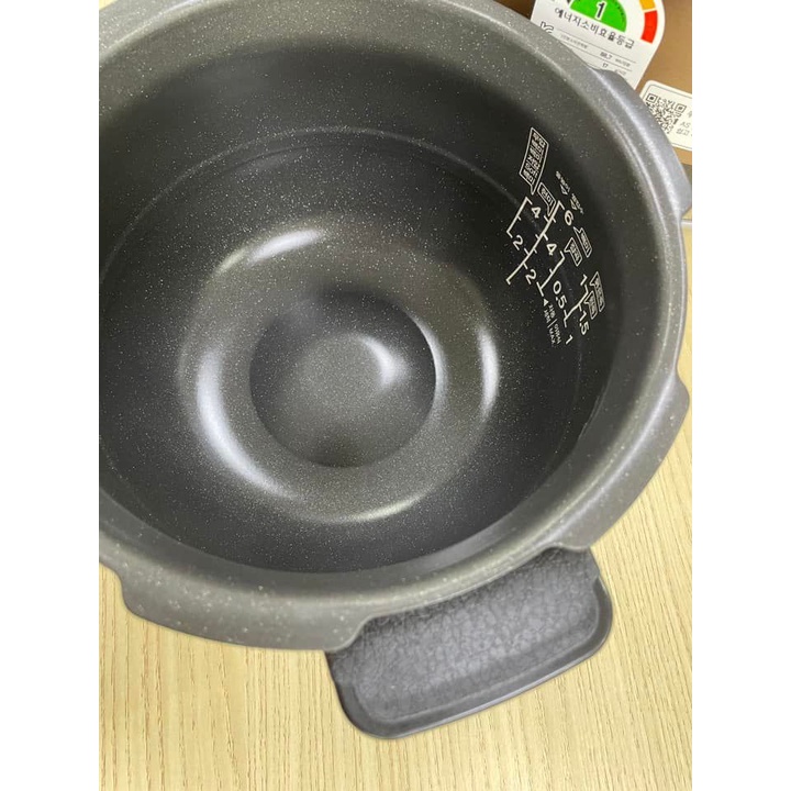 Nồi Cơm Điện Cao Tần Cuckoo CRP JHR0660FBM 1.08L