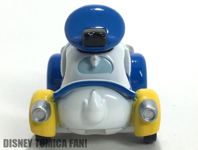 Xe mô hình Disney Tomica Donald Racing