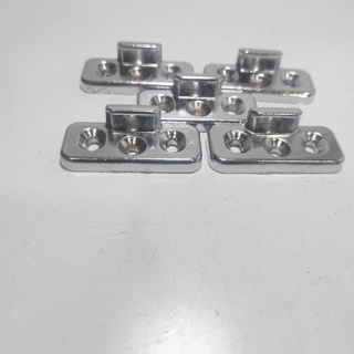 Vấu hãm đa điểm cửa sổ 1 cánh kinlong - Vấu 3 lỗ