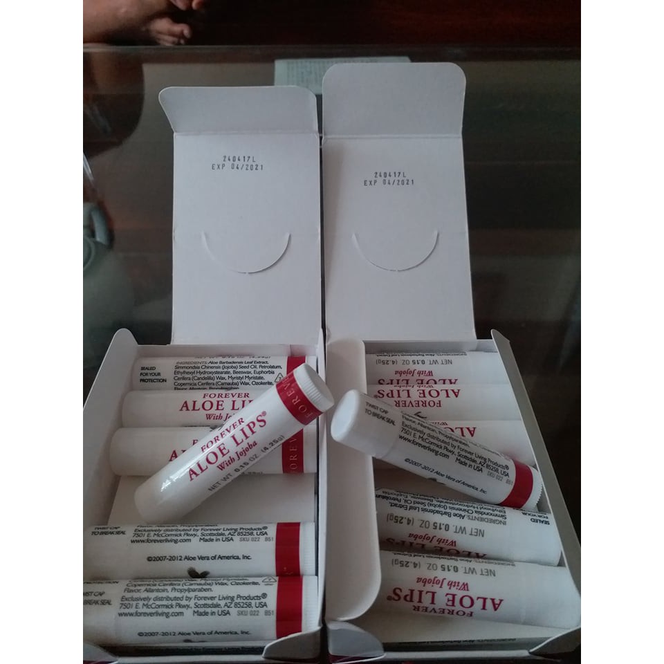 [ FREE SHIP ] Combo 12 Thỏi Son dưỡng môi đa năng Aloe Lips FOREVER