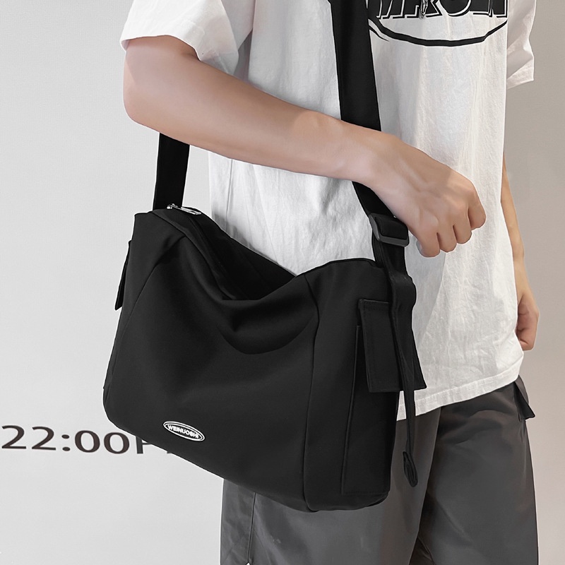 Túi Đeo Chéo Vai Bằng Nylon Thời Trang Sành Điệu Cho Nam