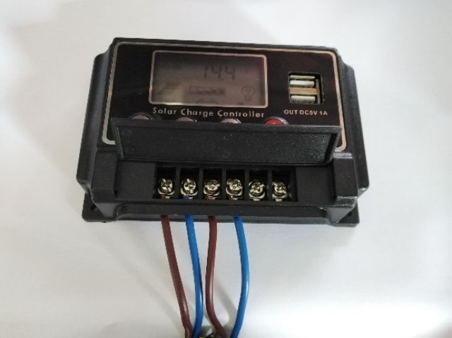 Điều khiển sạc pin mặt trời 50A
