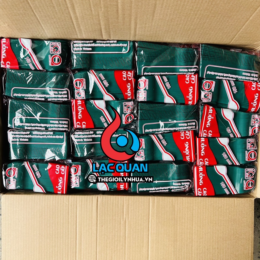 Muỗng nhựa xanh lá cán dài 20cm, thìa nhựa dùng một lần loại dài cho ly trà sữa 700ml đến 1 lít