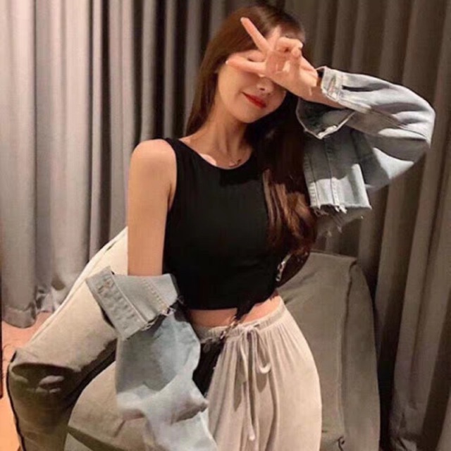 Áo croptop 3 lỗ, áo tập gym yoga