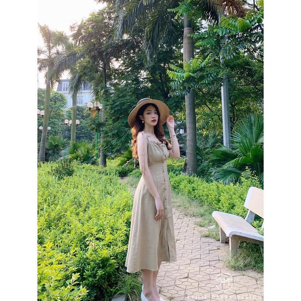 Đầm nude nút bọc