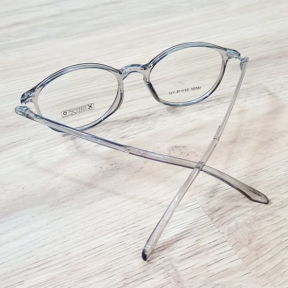 Mắt Kính Gọng Nhựa Chân Dẻo Tròng Mika Không Độ Form Tròn Kích Thước Ngang Tổng Thể 13cm Xinh Xắn Gồm 2 Màu Chọn Lựa