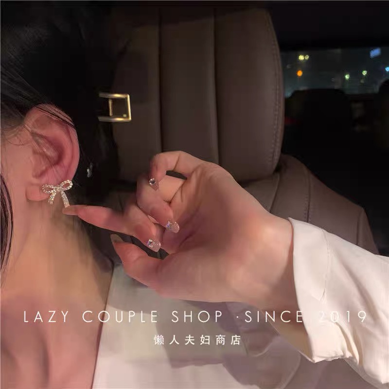 Bông tai nữ nơ đính đá lấp lánh phong cách Hàn Quốc