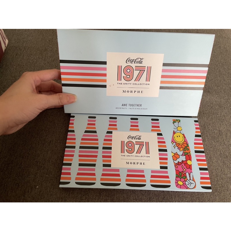 Phấn Mắt Morphe Cocacola ( Hàng new của hãng ) | BigBuy360 - bigbuy360.vn