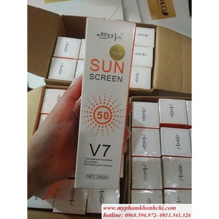 Xịt chống nắng sunscreen V7 spf 50+