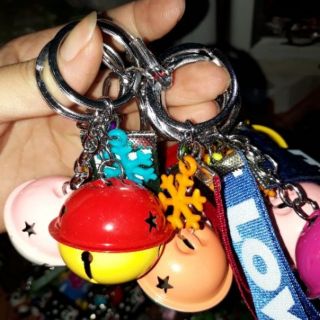 Sỉ 10 Móc khóa quả cầu butan dây vải love