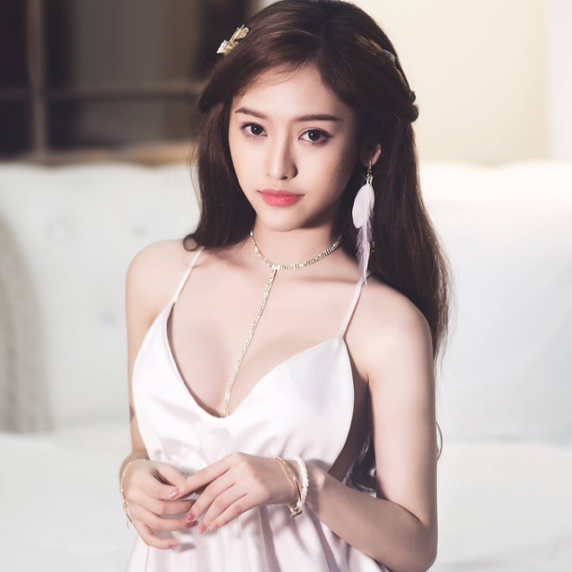 Choker đá