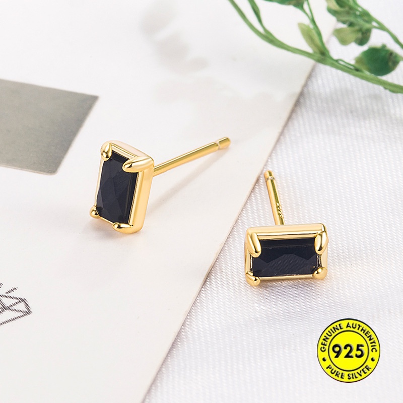 Bông Tai Mạ Vàng 18K Hình Vuông Đính Kim Cương Giả Không Phai Chống Dị Ứng