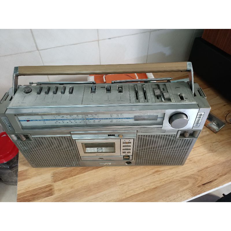 Đài cassette JVC