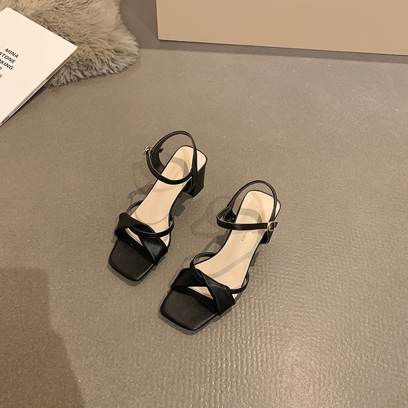 Sandal nữ gót vuông quai ngang dáng Hàn quốc cao 4cm - SM05