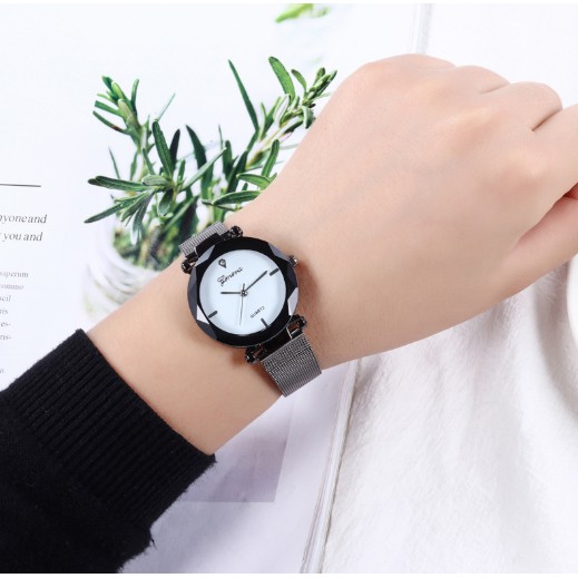 ĐỒNG HỒ NỮ DÂY LƯỚI GENEVA MẶT 3D D308 KHÓA CÀI SANG CHẢNH | BigBuy360 - bigbuy360.vn