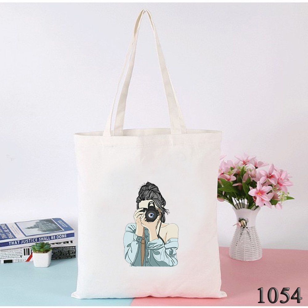 Túi Tote Túi Canvas Trắng Có Khóa Miệng Ngăn Kéo 1054 Họa Tiết Cô Gái Chụp Ảnh Hàng May Công Ty Chuẩn Đẹp