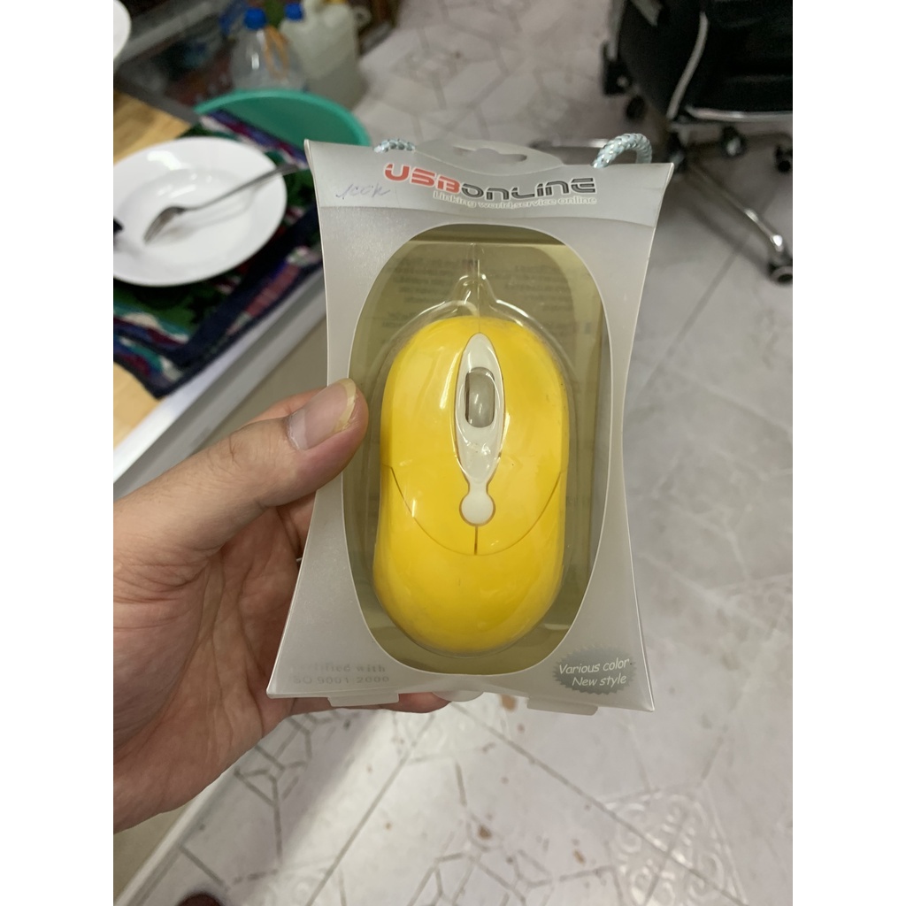 Chuột máy tính dây rút thanh lý