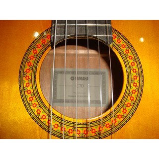 Đàn guitar classic Yamaha C70 ( Chính hãng)