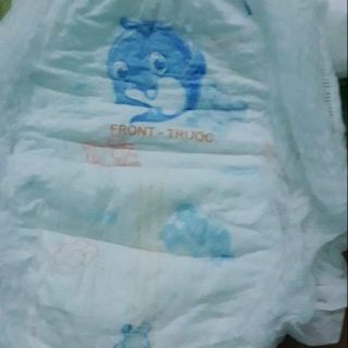 Bỉm quần đóng trần Nina cá heo xanh 100 miếng size M