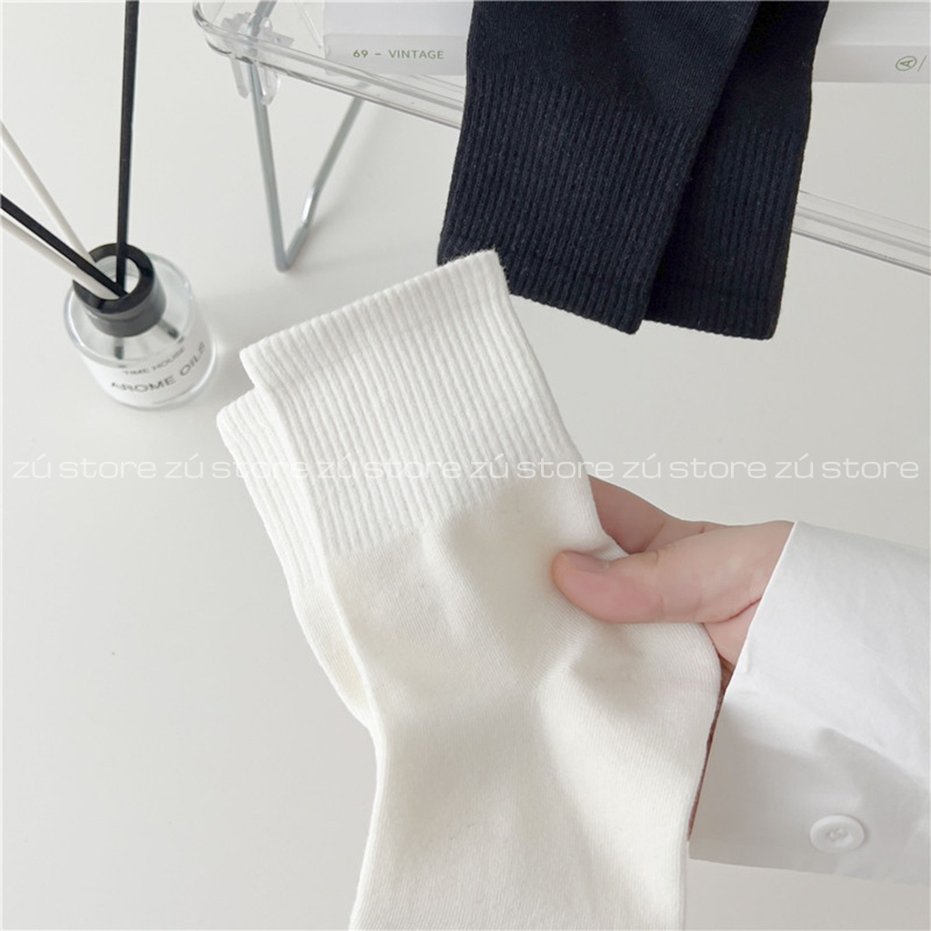 Vớ cổ trung trắng đen