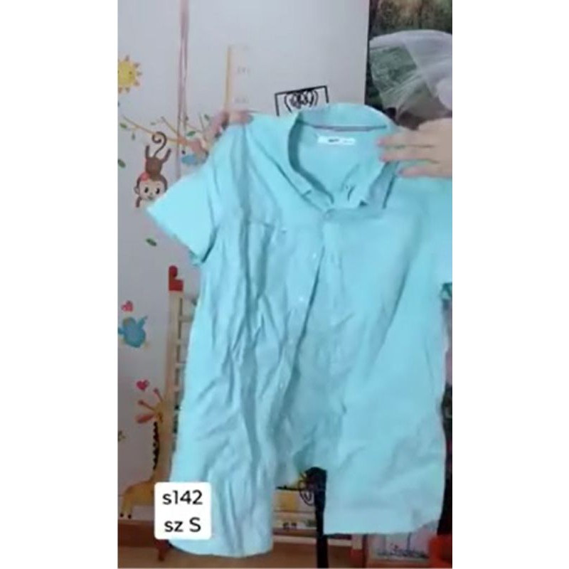 áo sơmi xanh ngọc size S. S142