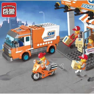 Gạch xếp hình non lego - Xe bưu điện