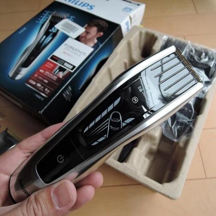 Sản Phẩm Tông đơ cắt tóc cao cấp thương hiệu Philips HC9450/15. Đầu cắt lưỡi Titanium, tích hợp nhiều cỡ dưỡng. Bảo hành