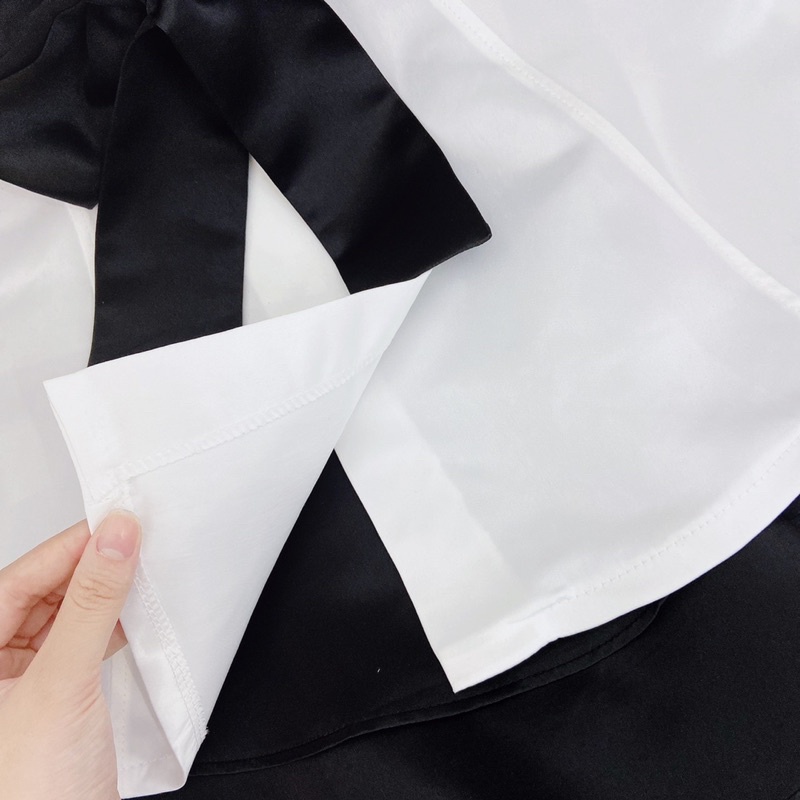 SET ÁO ỐNG TRẮNG THẮT NƠ ĐEN EO + CHÂN VÁY XOÈ