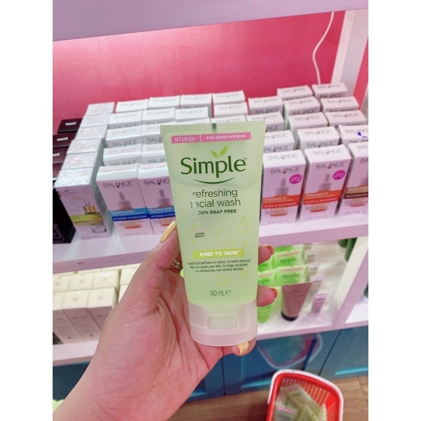 Sửa rửa mặt Simple Gel Kind To Skin Refreshing Facial Gel - Sửa rửa mặt cho da nhạy cảm 150ml | BigBuy360 - bigbuy360.vn