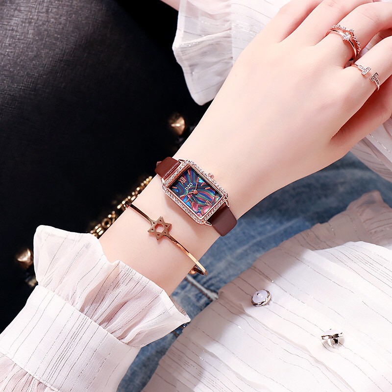 ĐỒNG HỒ NỮ DZG DÂY DA MẶT CHỬ NHẬT HUYỀN BÍ 448 THỜI TRANG | BigBuy360 - bigbuy360.vn