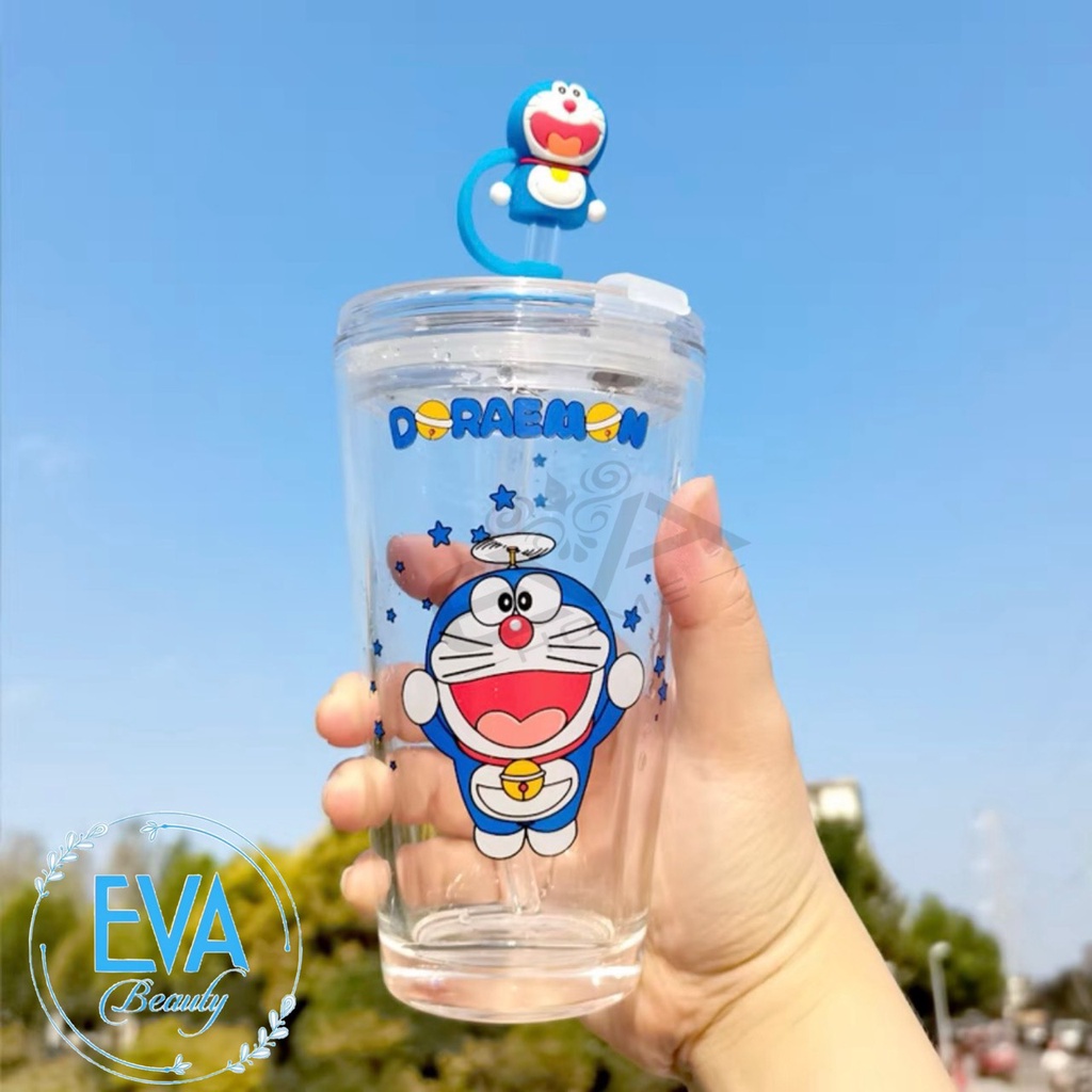 Ly / Cốc Thuỷ Tinh Mèo Máy Mon Có Vạch Chia 400 Ml Kèm Nắp Đậy Ống Hút Silicone Hình Doremon 3D Xinh Xăn SP914