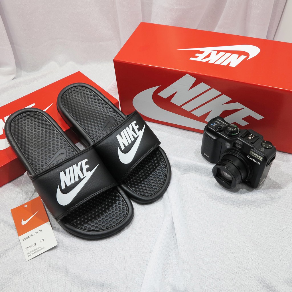 Dép quai ngang hot trend unisex nam nữ loại 1 cao cấp in nổi, lót dày, tem size in nhiệt, tặng kèm hộp hãng.