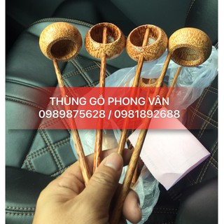 Gáo dừa múc rượu