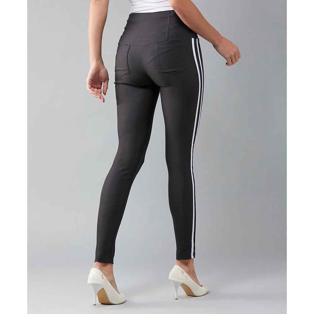 Quần Legging Nữ Bosimaz MS233 dài túi sau màu xám sọc trắng cao cấp, thun co giãn 4 chiều, vải đẹp dày, thoáng mát.