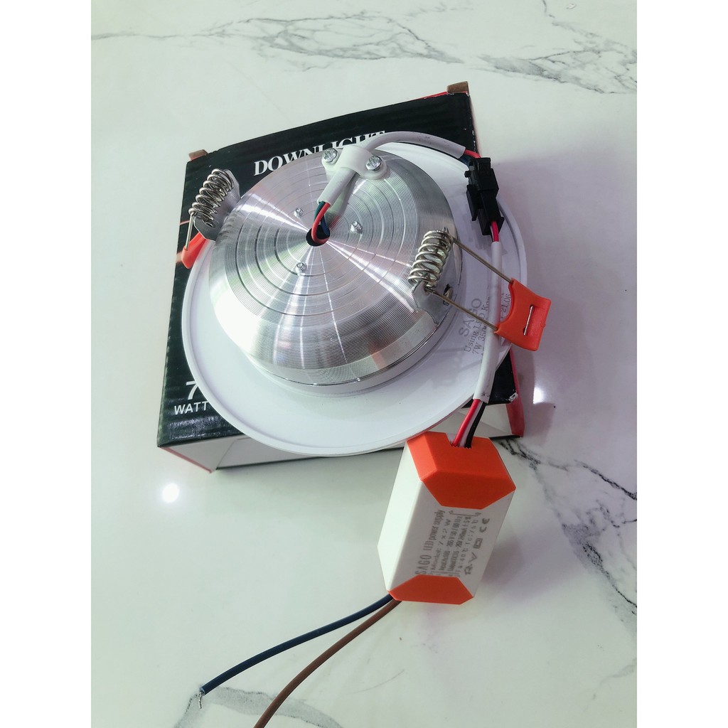 Đèn LED âm trần nhôm 7W - 3 chế độ màu , viền vàng - viền bạc , khoét lổ 90mm