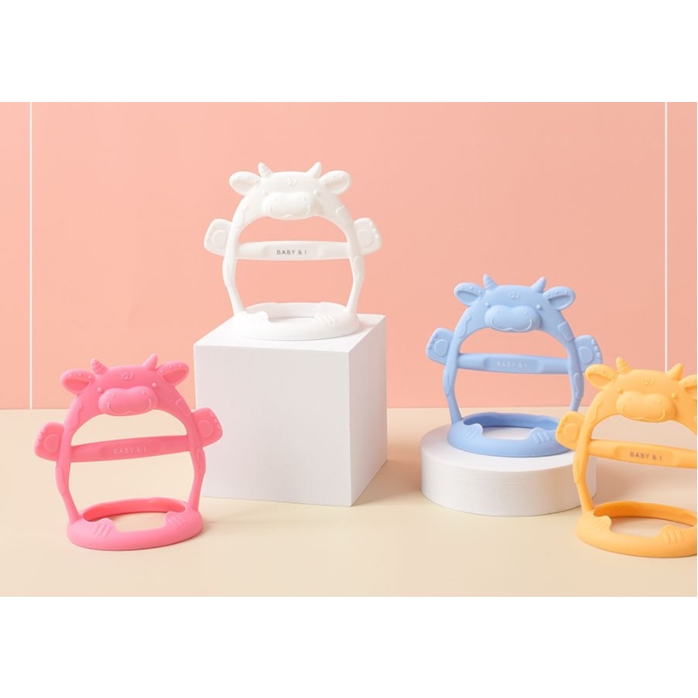 Gặm nướu sillicone hình chú bò Hãng Baby&I Hàn Quốc kèm hộp đựng vệ sinh