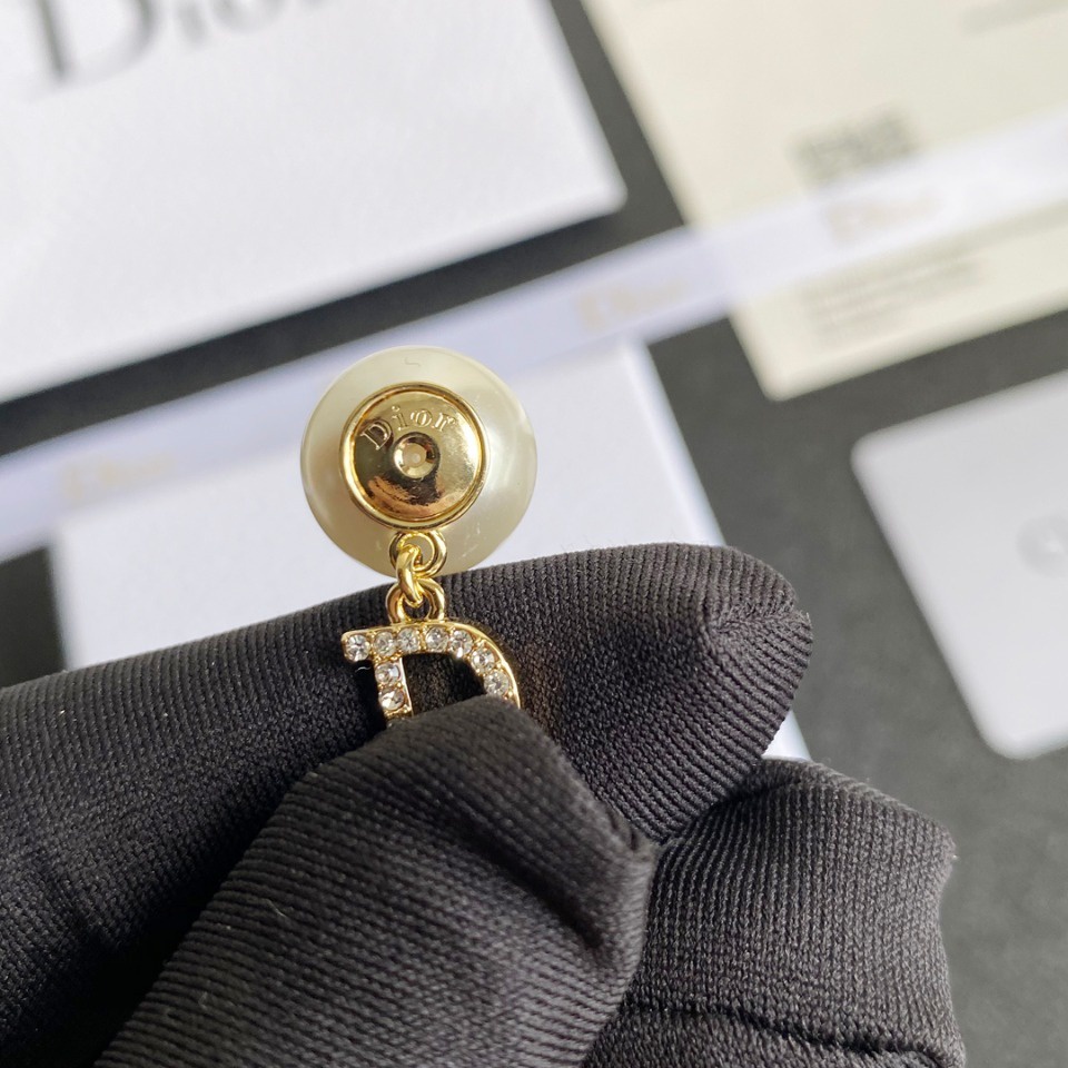 Khuyên Tai Tròn Khắc Chữ Dior Bằng Thép Titanium Thời Trang Cho Nữ