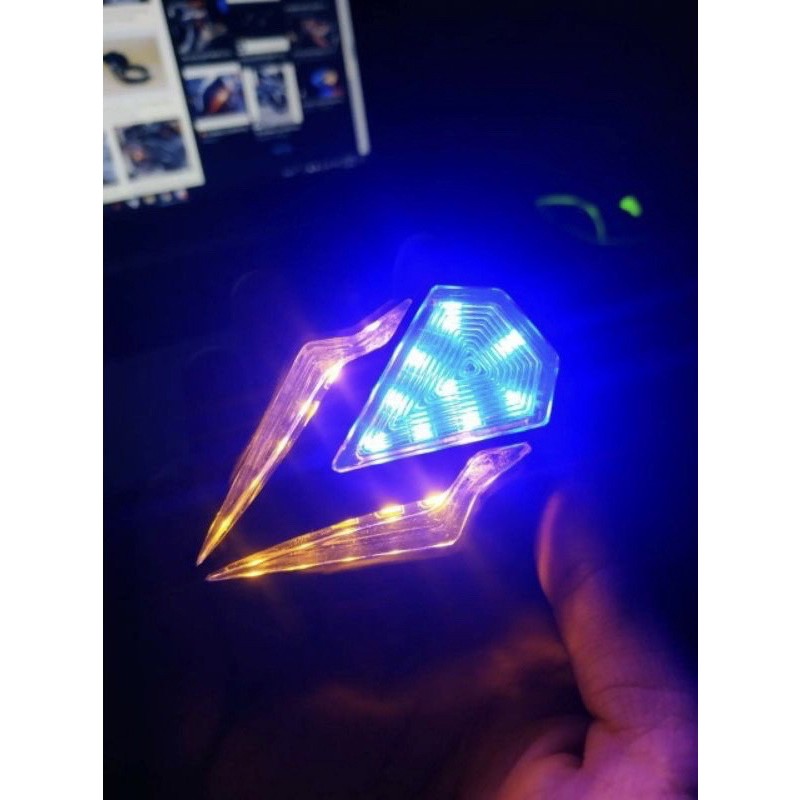 Xi nhan kim cương gắn winner x